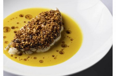Cauliflower with Vadouvan  - Cauliflower with Vadouvan
Szechuan pepper, black garlic, banana
Chef: Stephan Hentschel
Restaurant: COOKIES CREAM